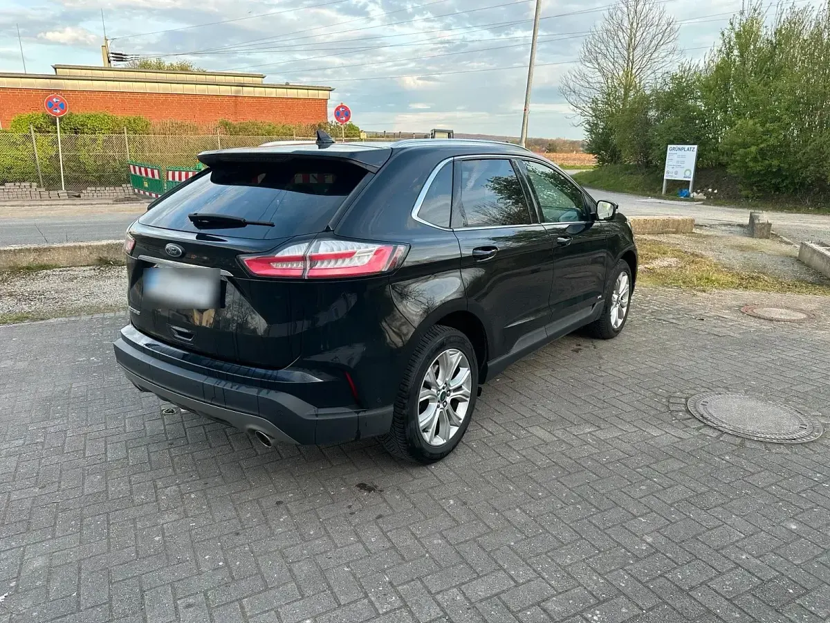 Gebraucht Ford Edge Titanium 238 PS (175 kW) 2020 Schwarz SUV