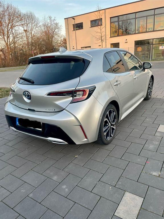 Gebraucht Toyota Corolla 152 PS (111 kW) 2020 Silber Limousine