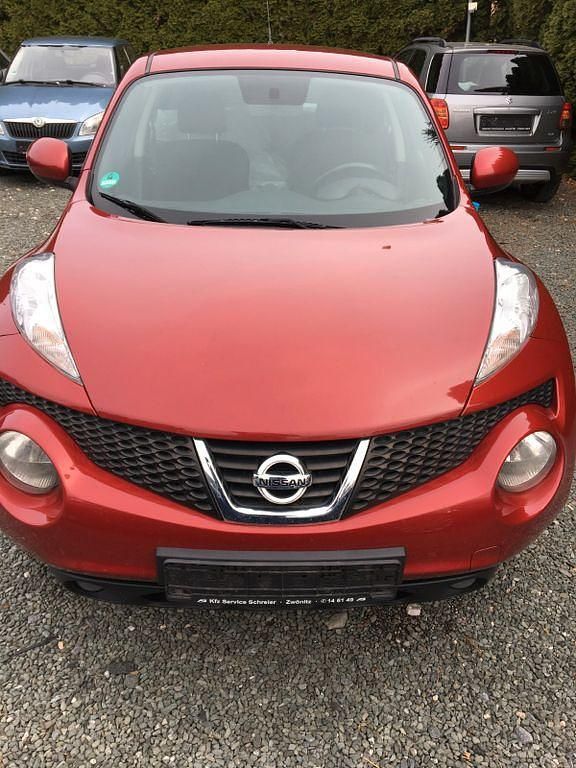 Gebraucht Nissan Juke Acenta 117 PS (86 kW) 2010 Rot SUV