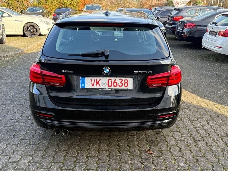 Gebraucht BMW 335 Sport Line 313 PS (230 kW) 2017 Schwarz Kombi