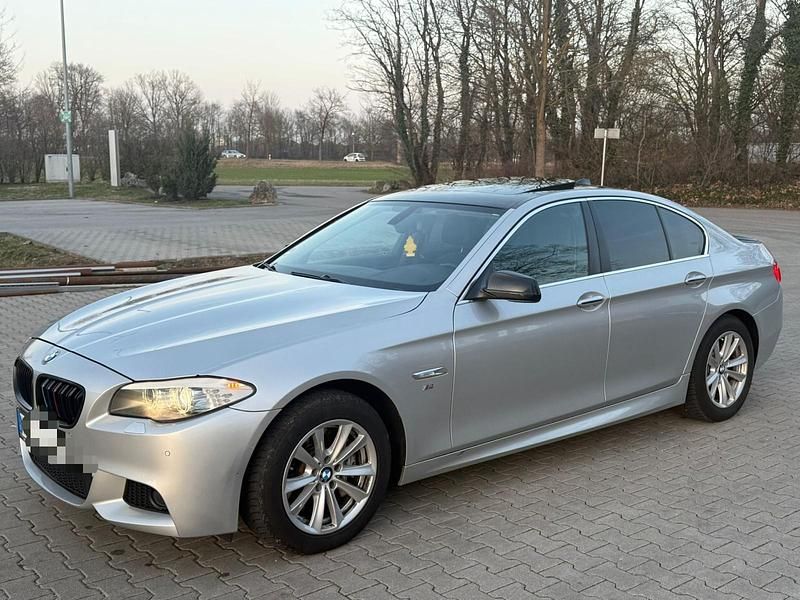 Gebraucht BMW 530 245 PS (180 kW) 2010 Grau Limousine