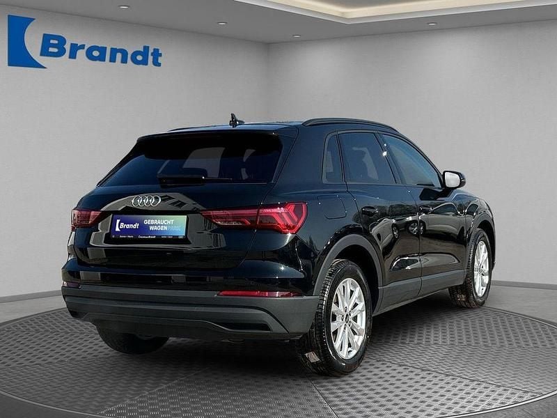 Gebraucht Audi Q3 Basis 245 PS (180 kW) 2022 Mythosschwarz metallic (metallic) SUV