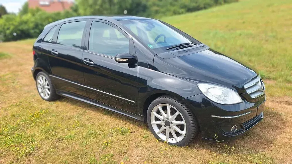 Gebraucht Mercedes B170 116 PS (85 kW) 2008 Schwarz Van / Kleinbus