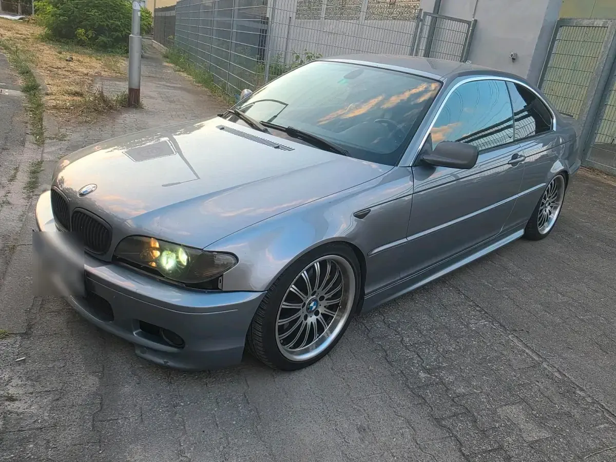 Gebraucht BMW 330 204 PS (150 kW) 2003 Grau Coupé