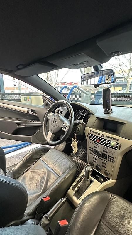 Gebraucht Opel Astra Cabriolet 141 PS (103 kW) 2006 Blau Cabrio