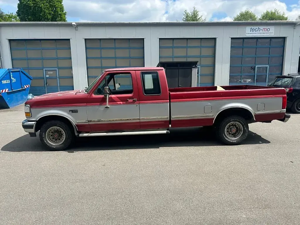 Gebraucht Ford V8 XLT 1993 Rot SUV