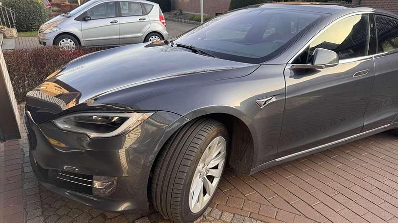Gebraucht Tesla Model S Performance 450 kW (612 PS) 2017 Kleinwagen