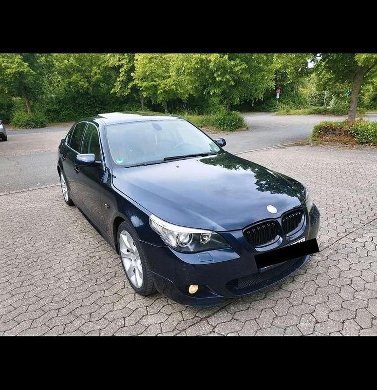 Gebraucht BMW 525 177 PS (130 kW) 2005 Blau Limousine