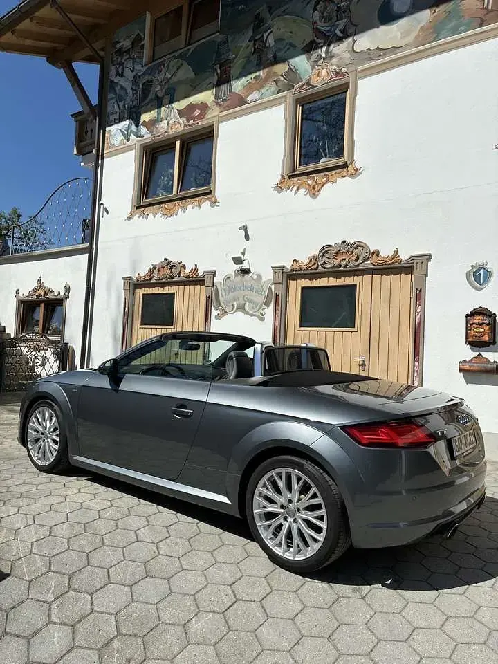 Gebraucht Audi TT 230 PS (169 kW) 2018 Grau Coupé