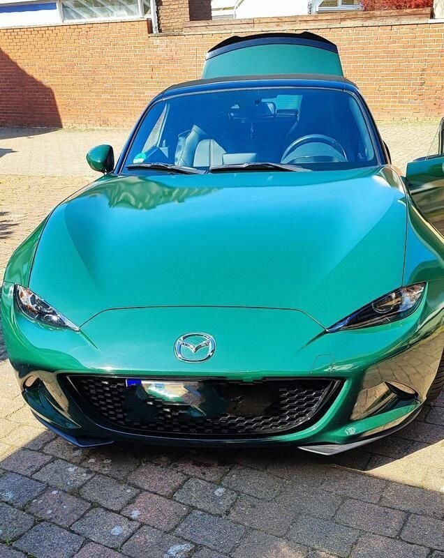 Grün Gebraucht 2019 Mazda MX5 Cabrio | 30.500 € - Bild 1/4