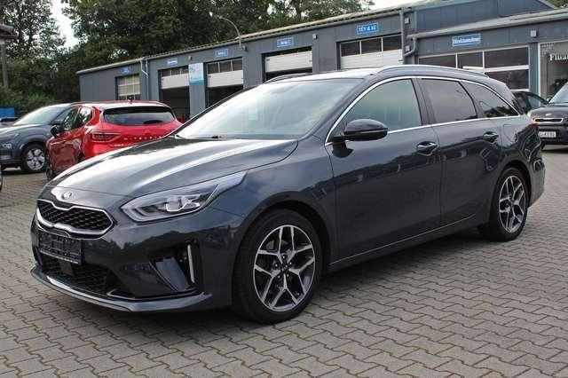 Grau metallic Gebraucht 2020 Kia Ceed Sportswagon Kombi | 21.050 € (Teuer) - Bild 1/4
