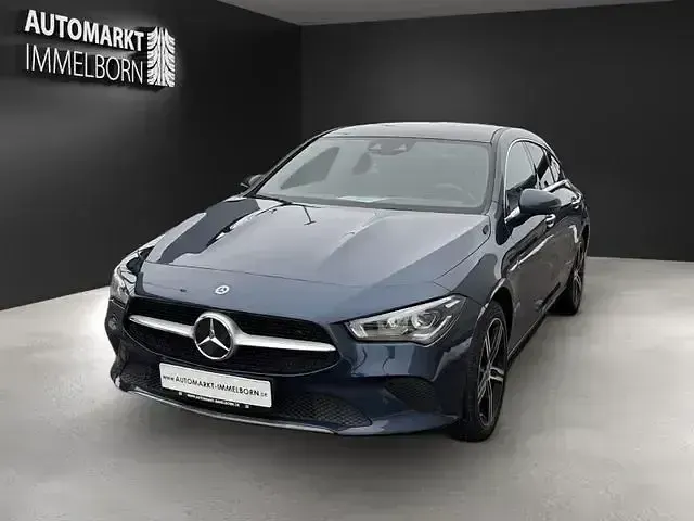 Gebraucht Mercedes CLA250 218 PS (160 kW) 2022 Denimblau Coupé