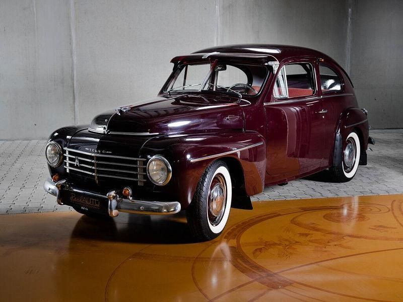 Rot Gebraucht 1953 Volvo PV444 Limousine | 16.980 € - Bild 1/4