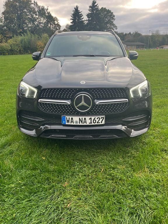 Schwarz Gebraucht 2022 Mercedes GLE400 SUV | 67.770 € (Fairer Preis) - Bild 1/4