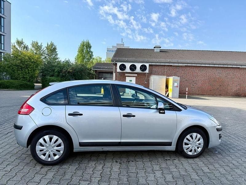 Second-hand Citroën C4 Style 120 CP (88 kW) 2008 Argintiu Berlinǎ