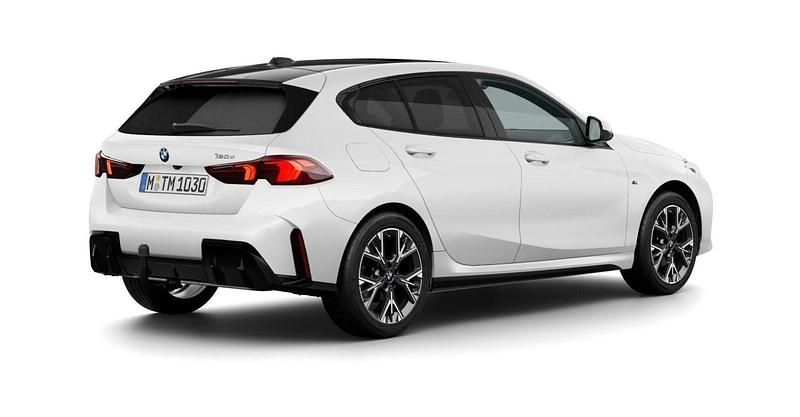 Gebraucht BMW 120 Shadowline 163 PS (119 kW) 2025 Weiß Kleinwagen