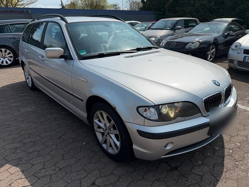 Gebraucht BMW 320 170 PS (125 kW) 2004 Silber Kombi