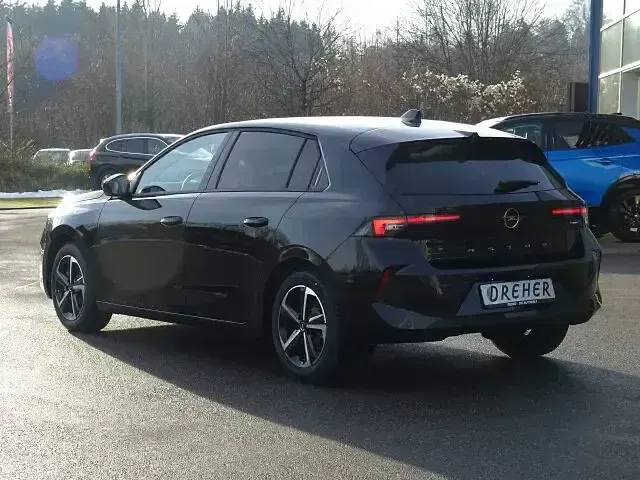 Gebraucht Opel Astra Edition 145 PS (106 kW) 2026 Schwarz