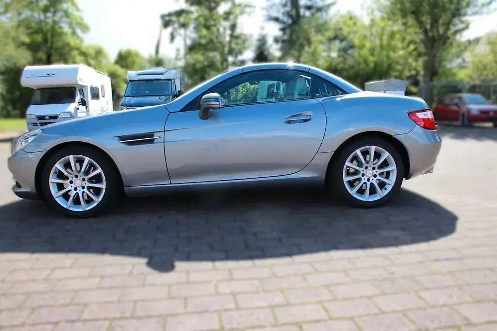 Gebraucht Mercedes SLK250 204 PS (150 kW) 2013 Grau Cabrio