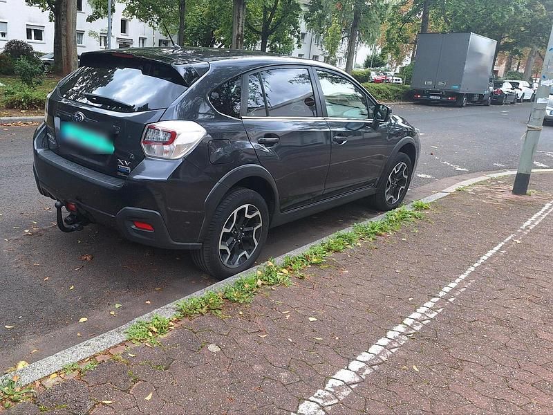 Gebraucht Subaru XV 147 PS (108 kW) 2016 Grau SUV