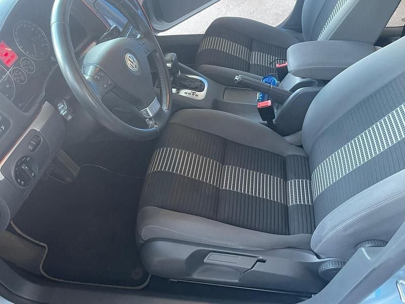 Gebraucht VW Golf VI 122 PS (89 kW) 2008 Andere farben Kleinwagen