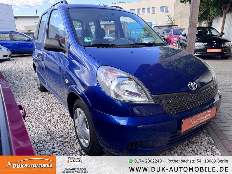 Blau Gebraucht 2002 Toyota Yaris Verso Sol Van / Kleinbus | 2.499 € (Guter Preis) - Bild 1/4