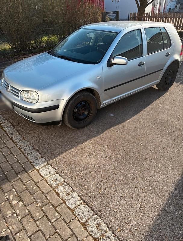 Gebraucht VW Golf IV 75 PS (55 kW) 2002 Silber Limousine