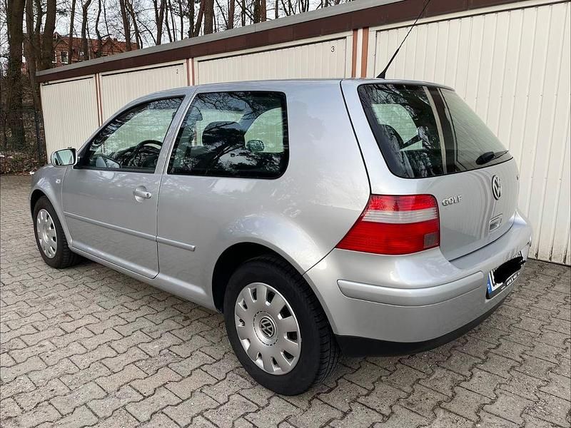 Gebraucht VW Golf IV 102 PS (75 kW) 2003 Silber Limousine