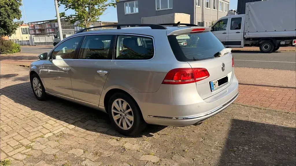 Gebraucht VW Passat Comfortline 105 PS (77 kW) 2012 Silber Kombi