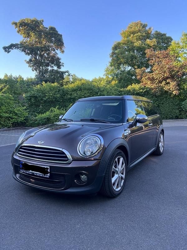 Braun Gebraucht 2011 Mini Clubman Kombi | 3.490 € (Fairer Preis) - Bild 1/4