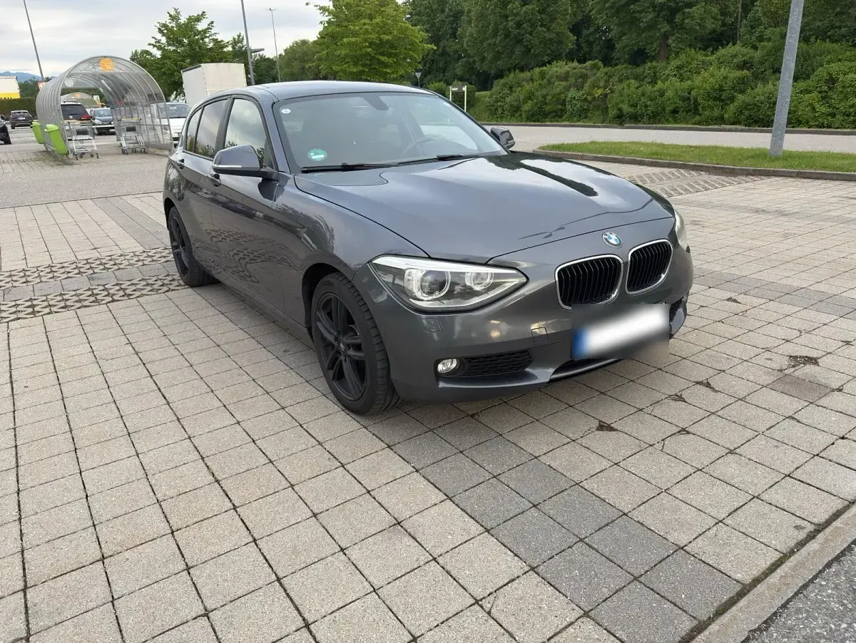Gebraucht BMW 116 116 PS (85 kW) 2014 Silber Kleinwagen