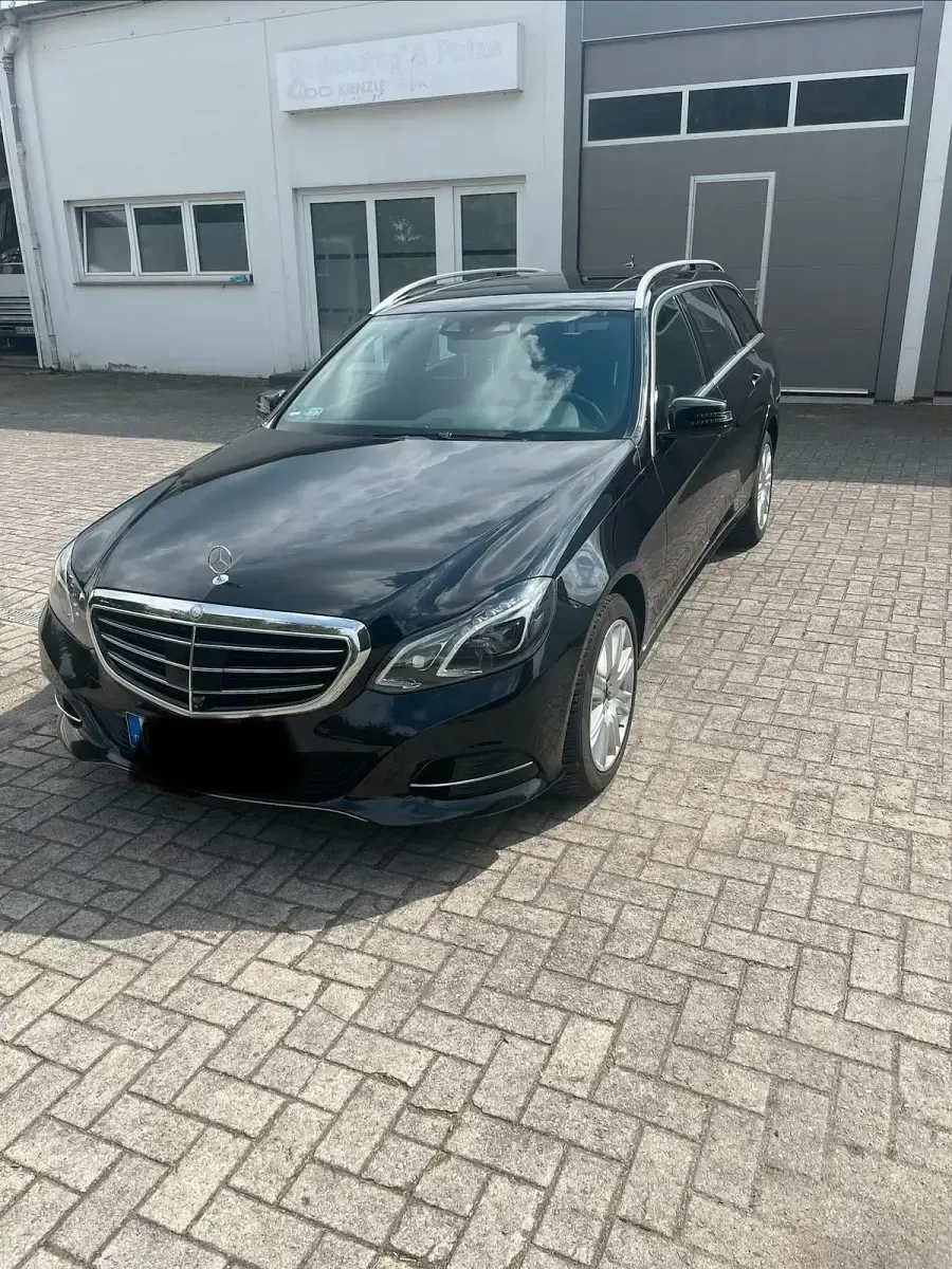 Gebraucht Mercedes E350 Avantgarde 258 PS (189 kW) 2013 Schwarz Kombi