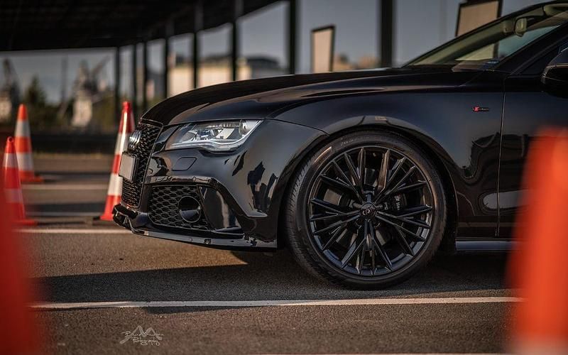 Gebraucht Audi A7 Sportback Competition 299 PS (219 kW) 2011 Schwarz Kleinwagen