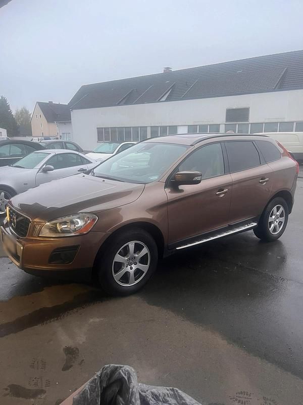 Gebraucht Volvo XC60 163 PS (119 kW) 2009 Braun SUV
