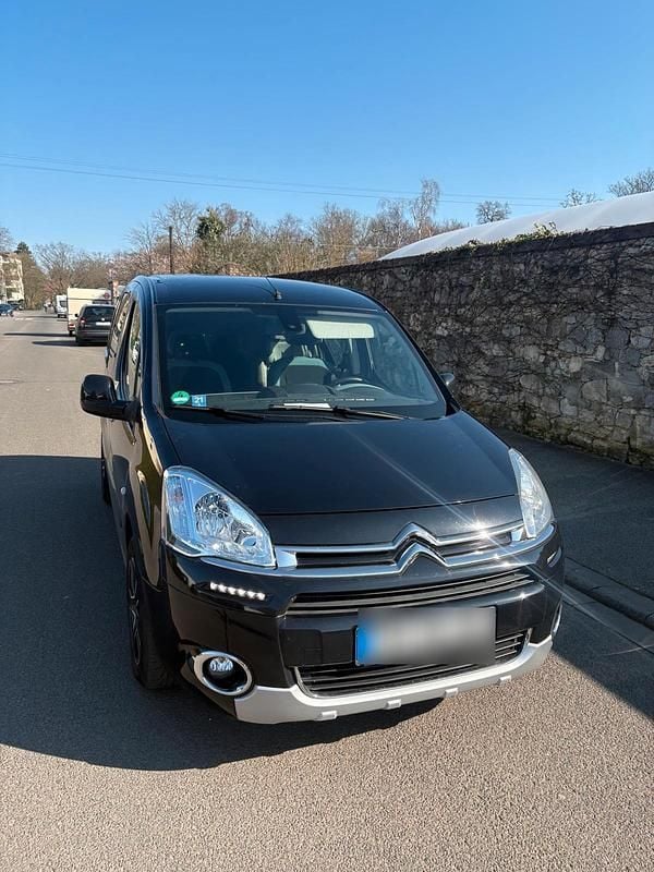 Gebraucht Citroën Berlingo 92 PS (67 kW) 2015 Schwarz Van / Kleinbus