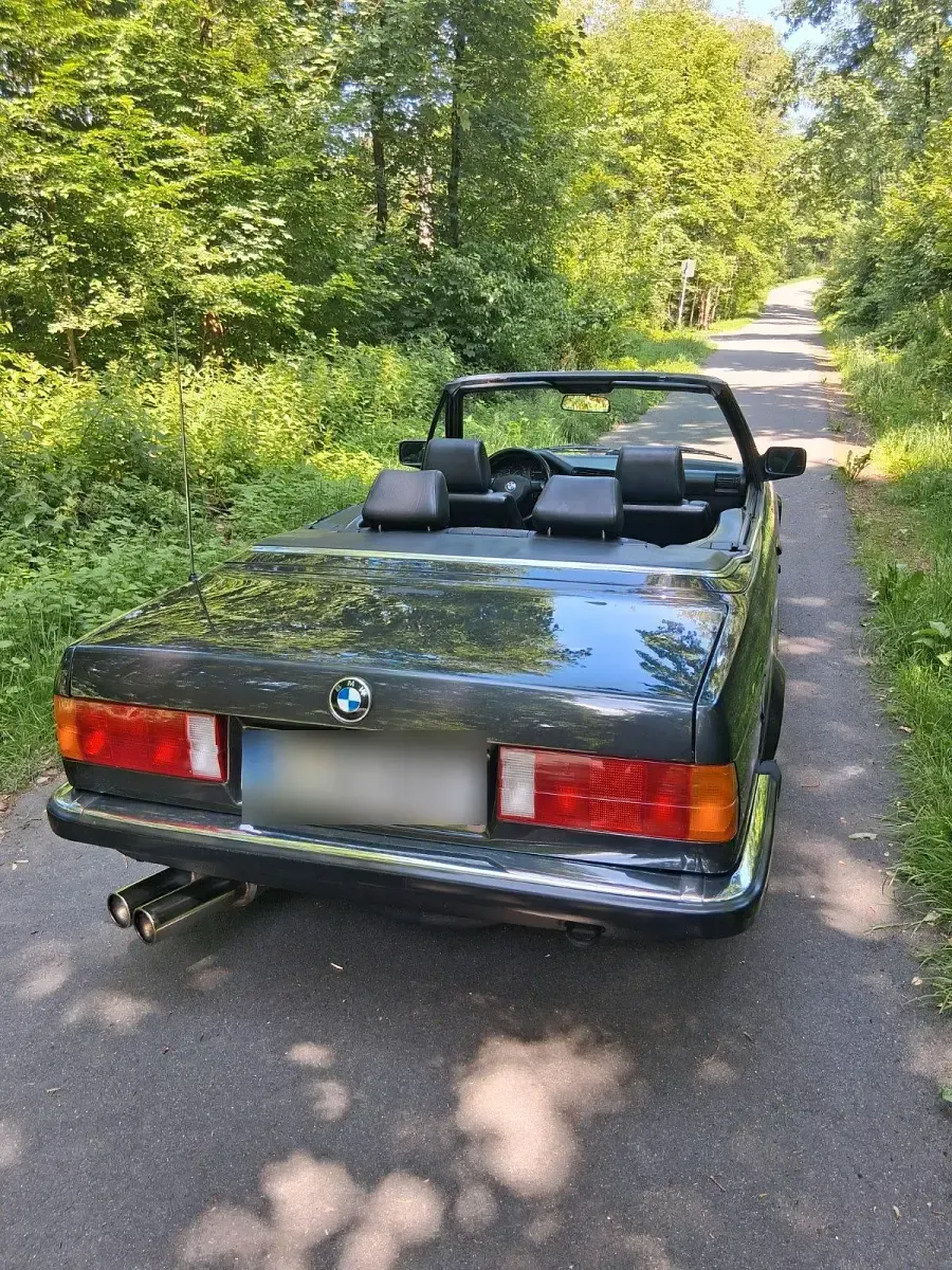Gebraucht BMW 320 Cabriolet 129 PS (94 kW) 1990 Schwarz Cabrio