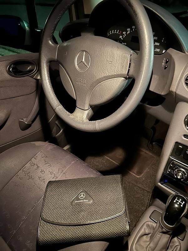 Gebraucht Mercedes A160 Elegance 102 PS (75 kW) 2000 Silber Kleinwagen