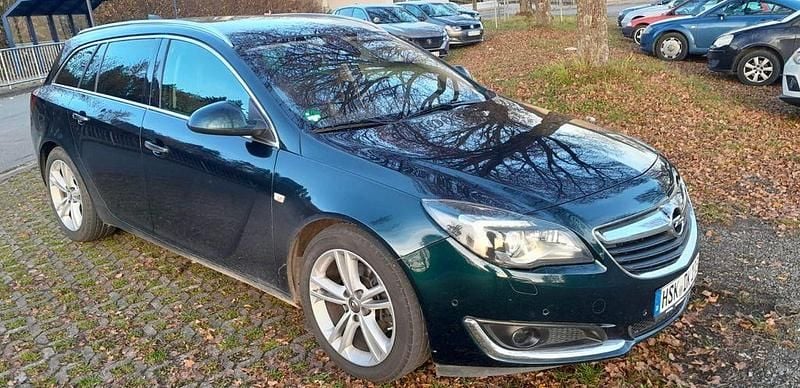 Gebraucht Opel Insignia 170 PS (125 kW) 2016 Grün Kombi