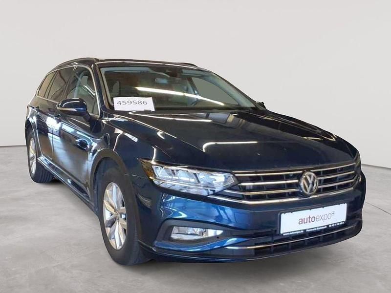 Aquamarinblau metallic Gebraucht 2020 VW Passat Business Kombi | 20.790 € (Guter Preis) - Bild 1/4