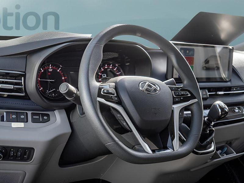 Neu Maxus V90 148 PS (108 kW) 2025 Grau Van