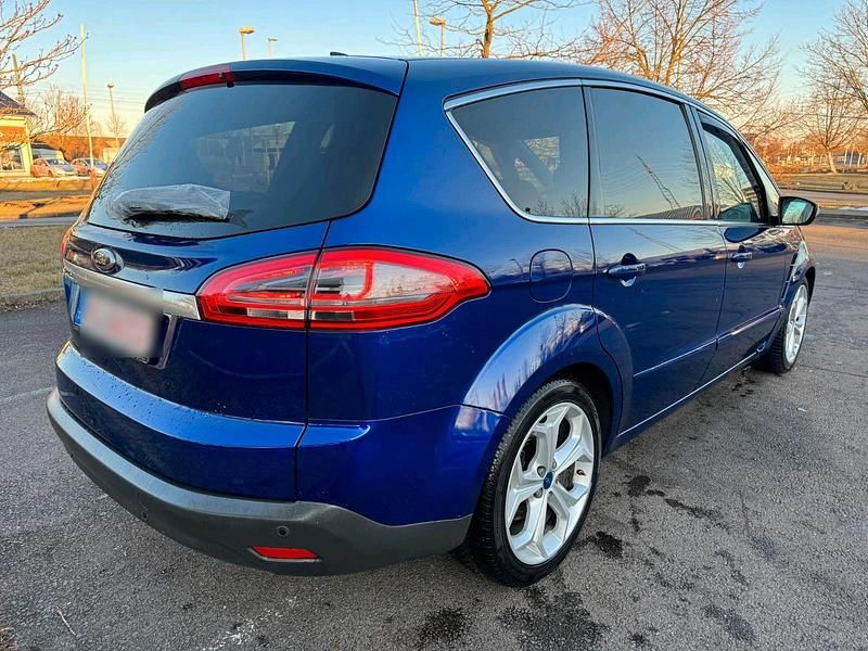 Blau Gebraucht 2015 Ford S-MAX Van / Kleinbus | 7.500 € (Fairer Preis) - Bild 1/4