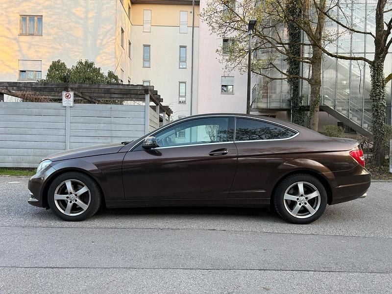 Gebraucht Mercedes C220 170 PS (125 kW) 2012 Braun Coupé