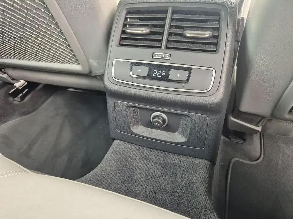 Gebraucht Audi A4 Allroad Ambiente 150 PS (110 kW) 2018 Grau Kombi