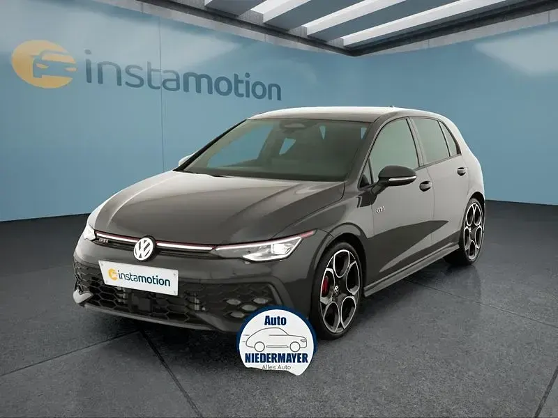 Neu VW Golf VIII GTI 265 PS (194 kW) 2025 Grau Kleinwagen
