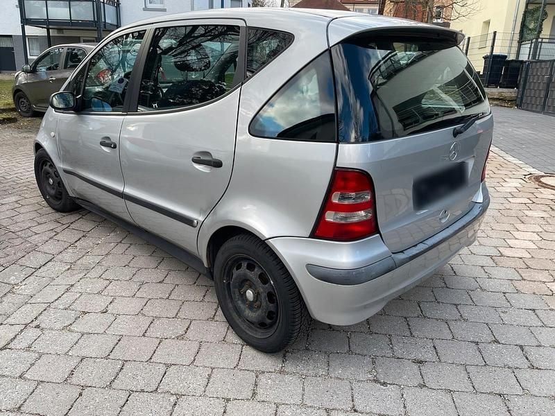Gebraucht Mercedes A170 95 PS (69 kW) 2001 Silber Kleinwagen