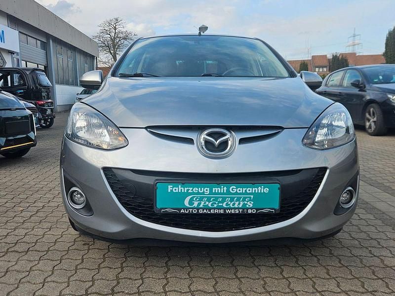 Gebraucht Mazda 2 Sendo 84 PS (61 kW) 2014 Grau Limousine