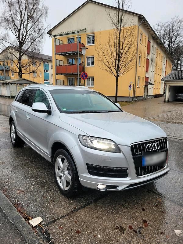 Gebraucht Audi Q7 245 PS (180 kW) 2013 Silber SUV