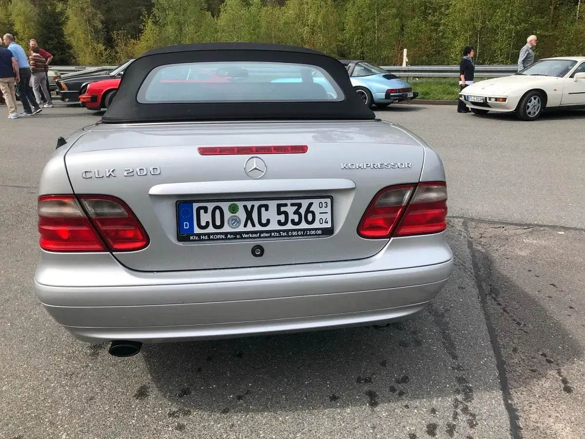 Gebraucht Mercedes CLK200 AMG 193 PS (141 kW) 2000 Silber Cabrio