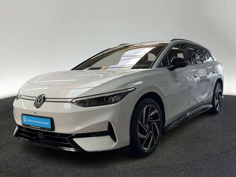 Gebraucht VW ID.7 Pro 210 kW (286 PS) 2025 Gletscherweiß metallic Kombi
