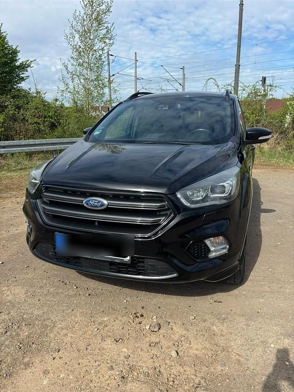 Schwarz Gebraucht 2019 Ford Kuga ST-Line SUV | 14.500 € (Fairer Preis) - Bild 1/4